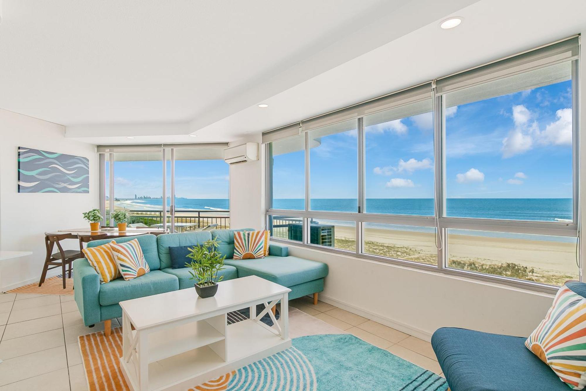 Oceanside Resort - Absolute Beachfront Apartments Gold Coast Kültér fotó