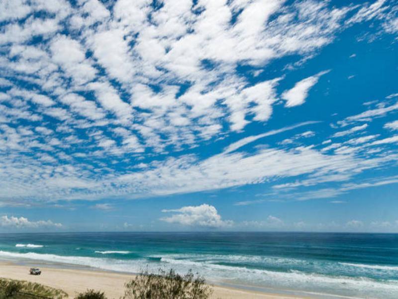 Oceanside Resort - Absolute Beachfront Apartments Gold Coast Kültér fotó
