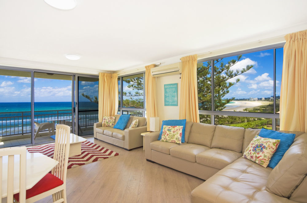 Oceanside Resort - Absolute Beachfront Apartments Gold Coast Kültér fotó